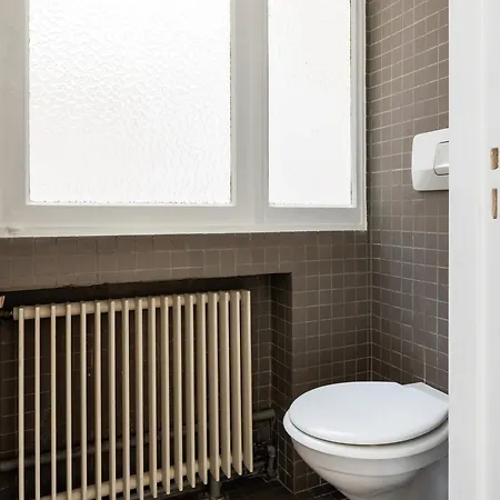 Elegant On Avenue Montaigne Апартаменты